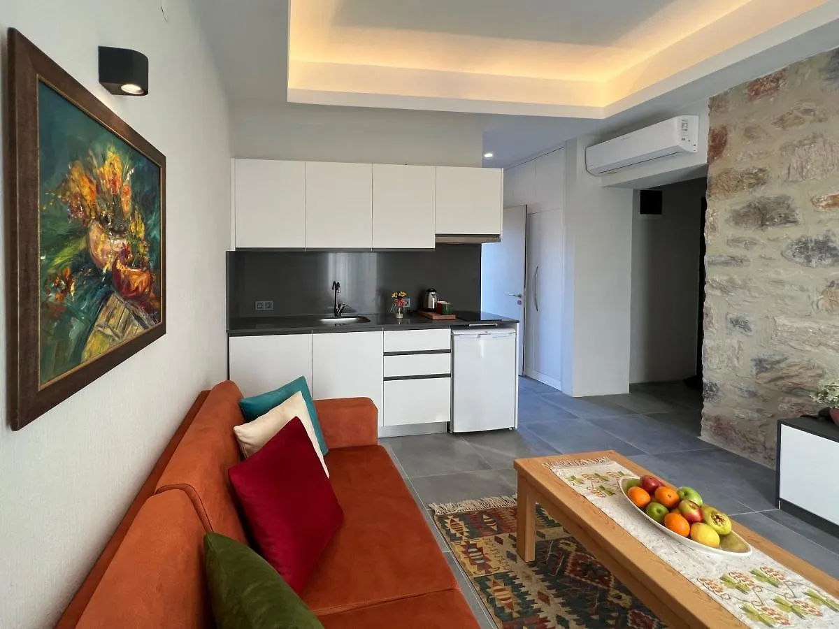 Dadya Bora Hotel Emecik 3*,